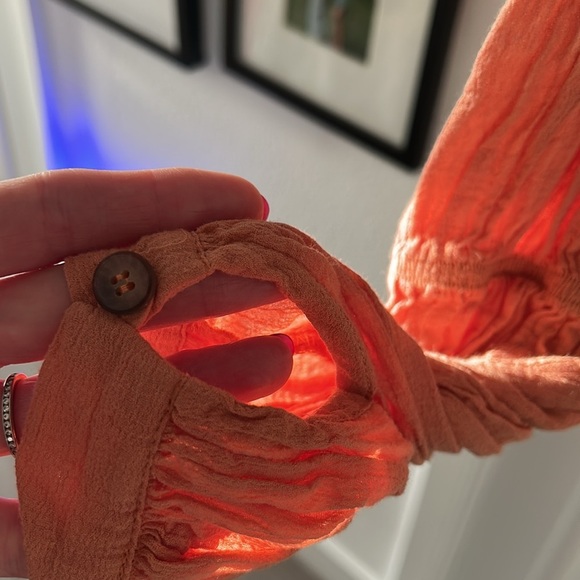 Love, Whit by Whitney Port Sand Stone Peasant Top,RTR - Picture 8 of 11